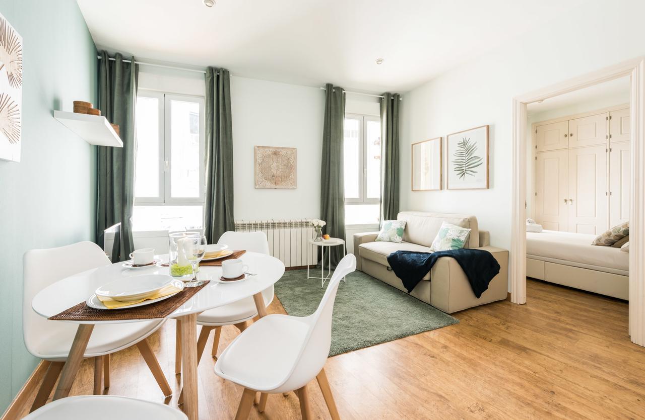Gran Via I Santa Ana Apartment มาดริด ภายนอก รูปภาพ