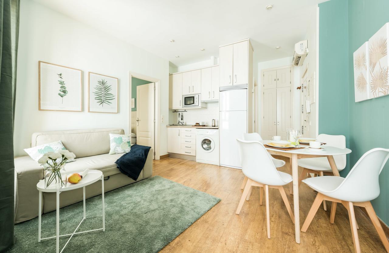 Gran Via I Santa Ana Apartment มาดริด ภายนอก รูปภาพ