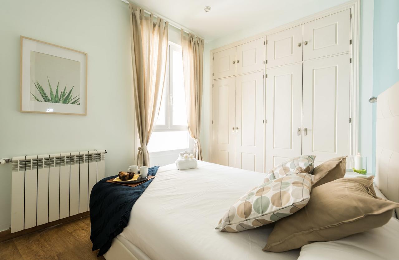Gran Via I Santa Ana Apartment มาดริด ภายนอก รูปภาพ