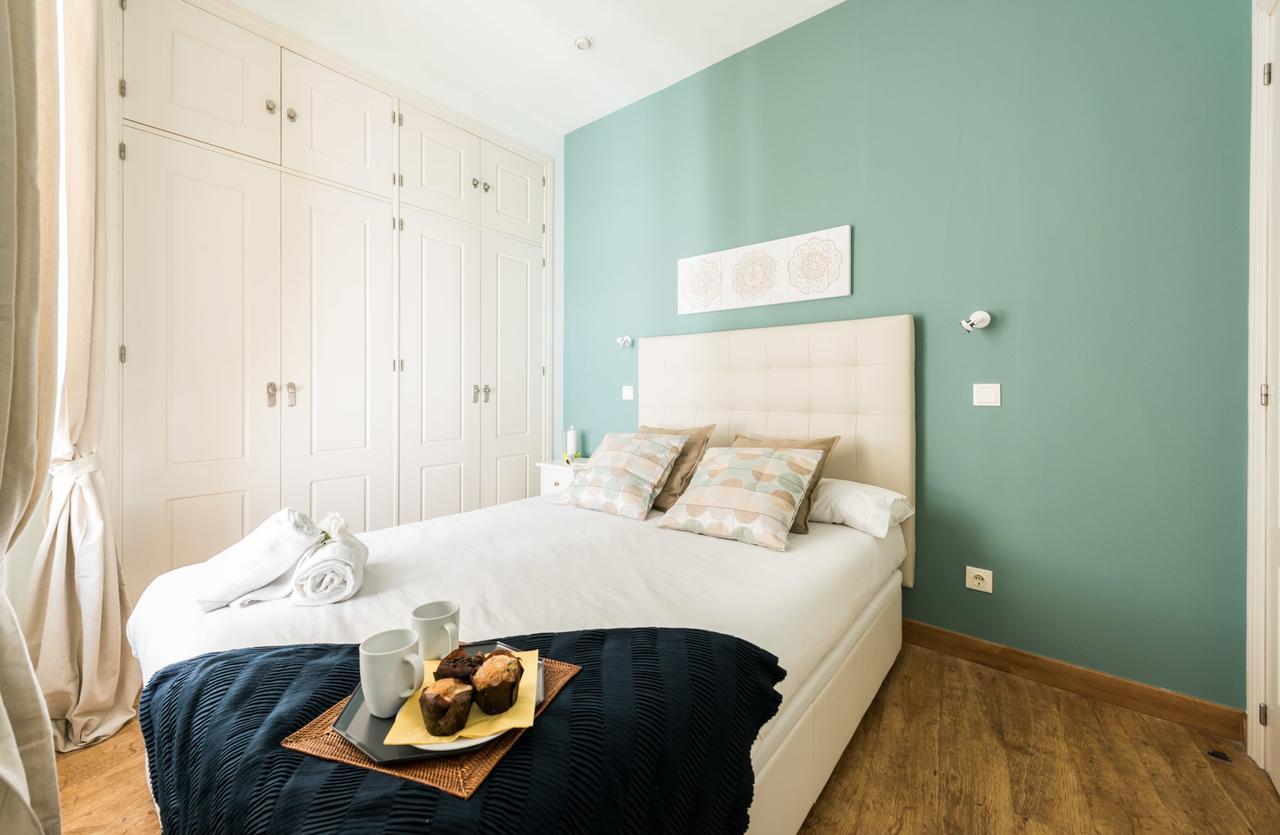 Gran Via I Santa Ana Apartment มาดริด ภายนอก รูปภาพ