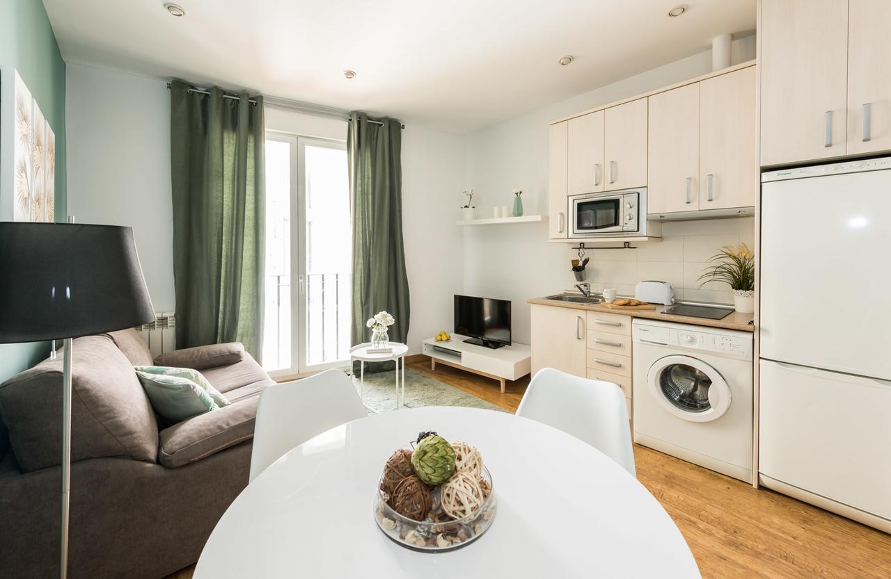 Gran Via I Santa Ana Apartment มาดริด ภายนอก รูปภาพ