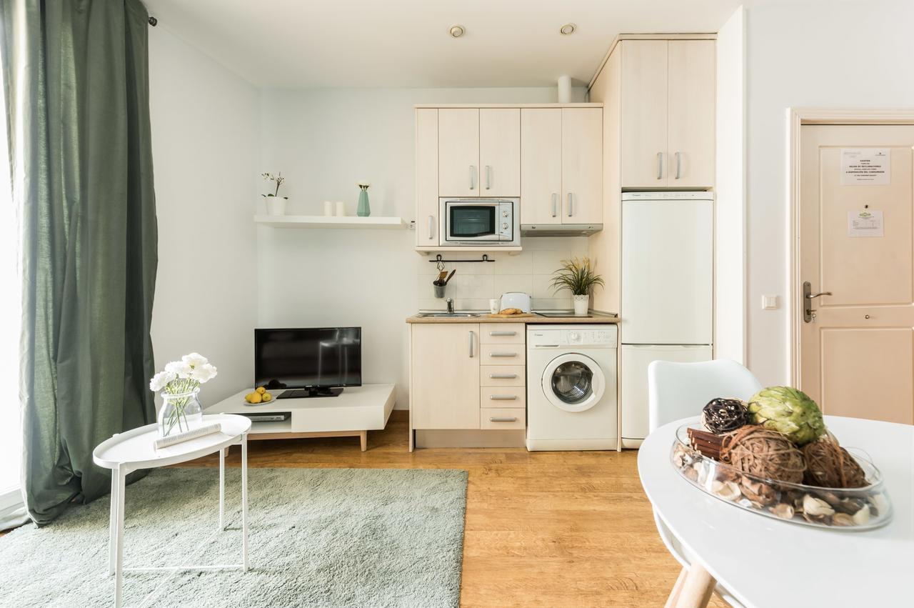 Gran Via I Santa Ana Apartment มาดริด ภายนอก รูปภาพ